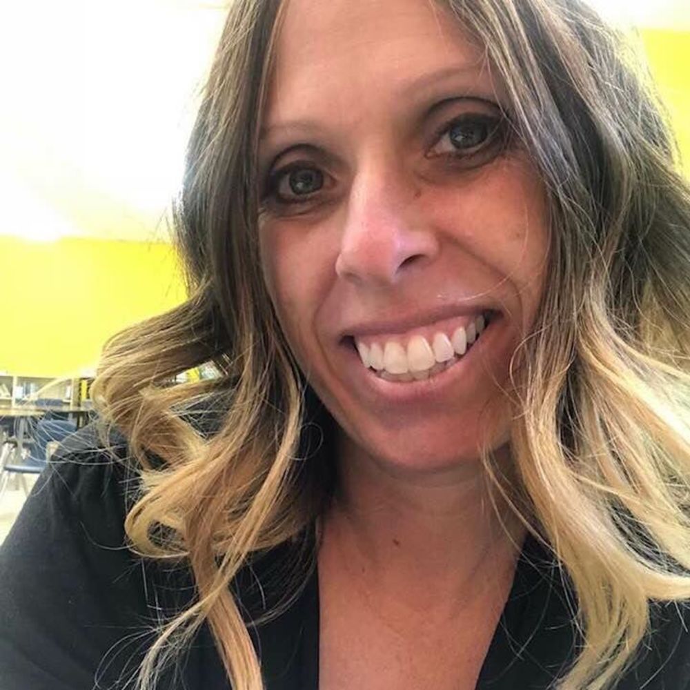 Meet your Posher, Holly